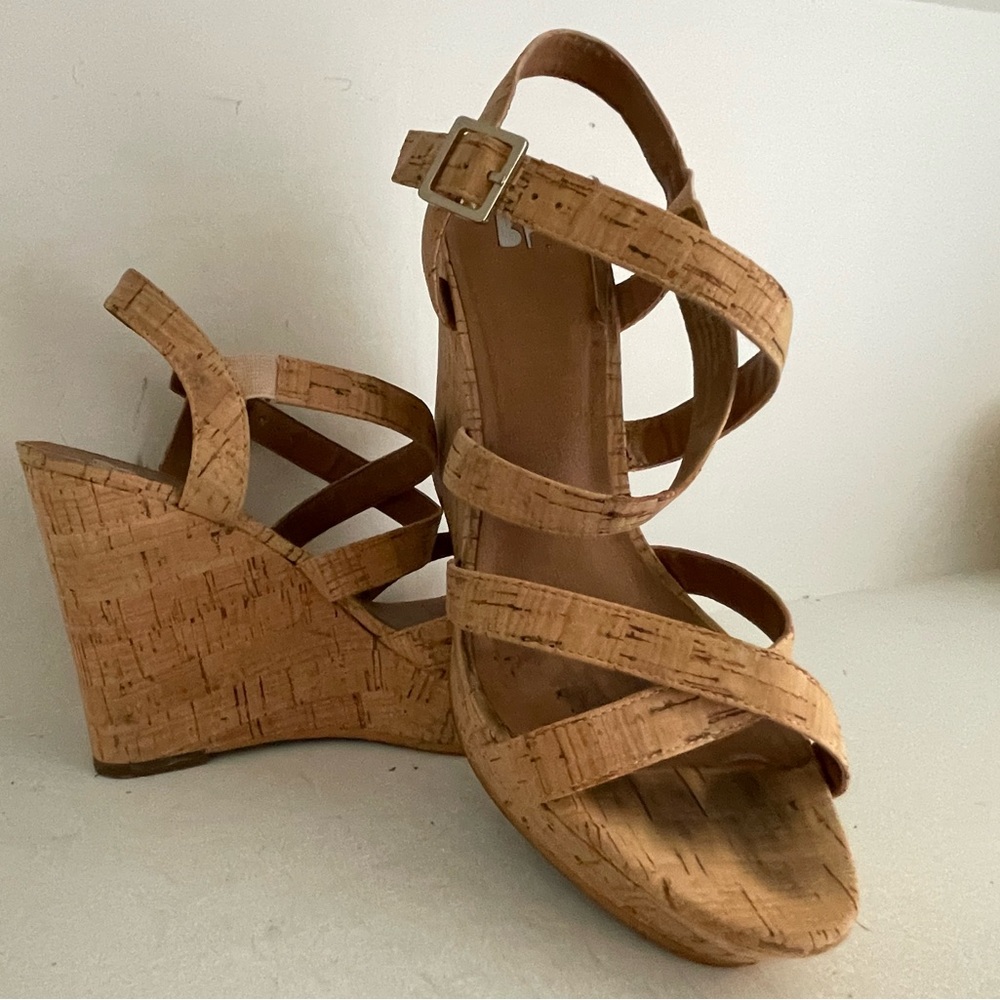 NORDSTROM Brass Plum Strappy Cork Tan Platform Wedge Sandal Heel 8 M